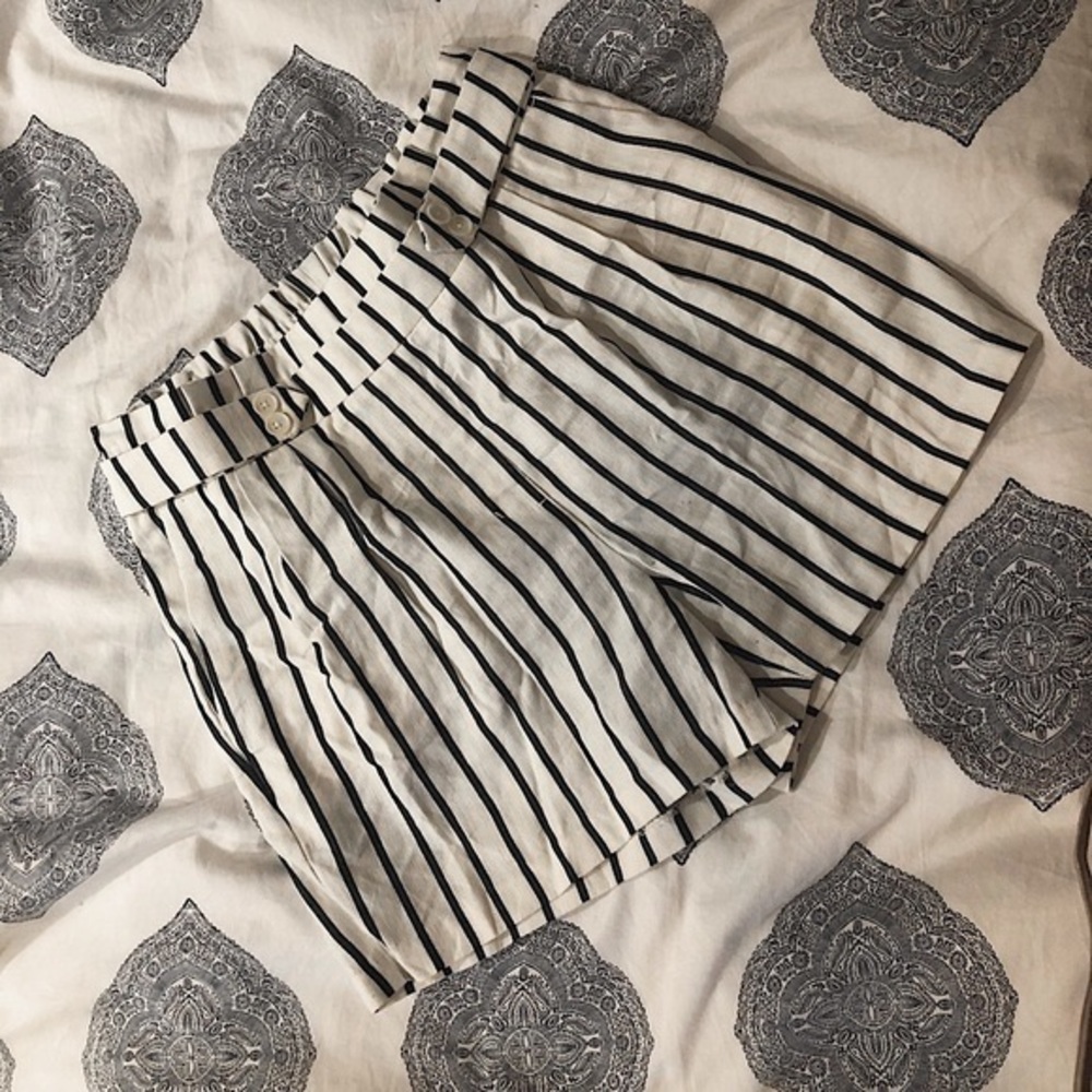 ⚡️EXPRESS Midi High-Waisted Nautical Shorts Medium
